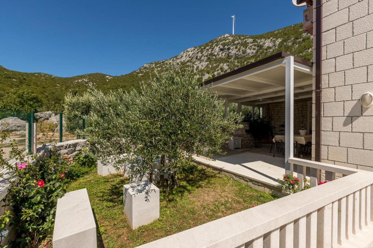 Villa Image 8